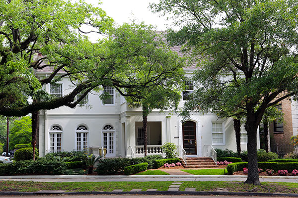 St. Charles Avenue in New Orleans | West Coast Living Canada