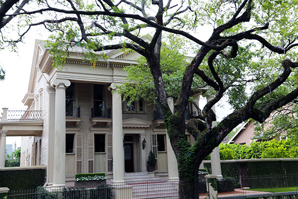 St. Charles Avenue in New Orleans | West Coast Living Canada